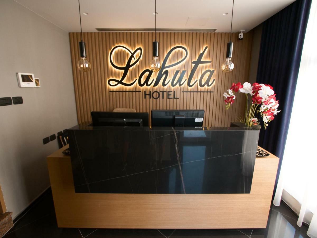 Hotel Lahuta Bajram Curri Eksteriør billede