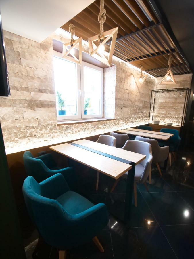 Hotel Lahuta Bajram Curri Eksteriør billede